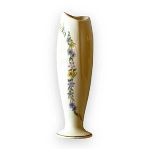 Lenox The Gold Floral Vase Fine Ivory‎ Porcelain Vase 1997 Wedding Gift Heart